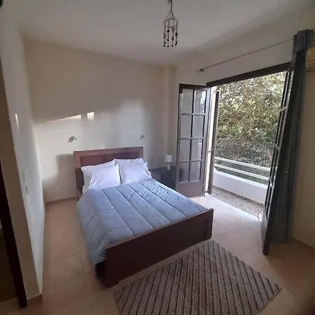 Bianca Studio 2,garden View